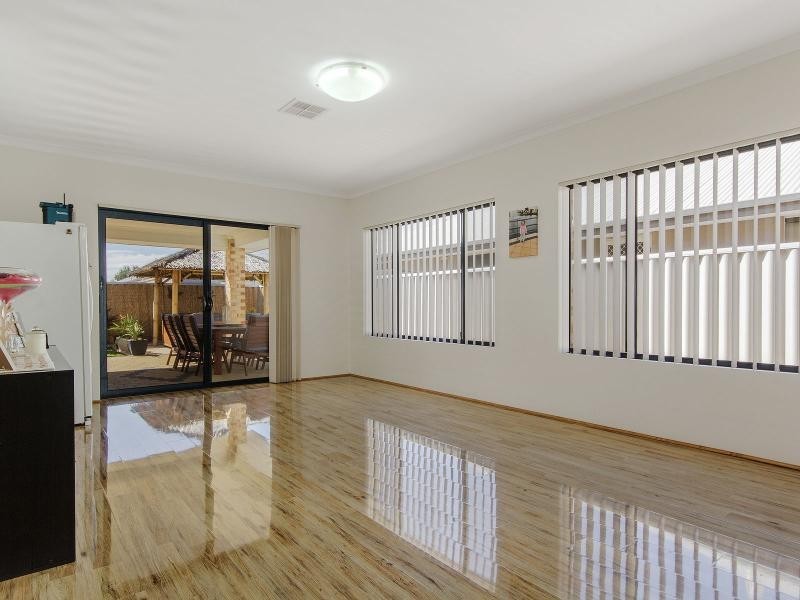 18 Swifts Court, Rockingham WA 6168