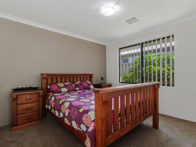 18 Swifts Court, Rockingham WA 6168