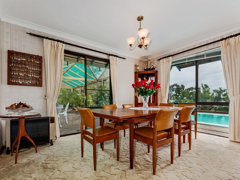 12 Hinkler Road, Kalamunda WA 6076