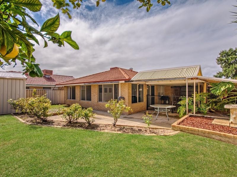 8 Gazelle Pass, Warnbro WA 6169