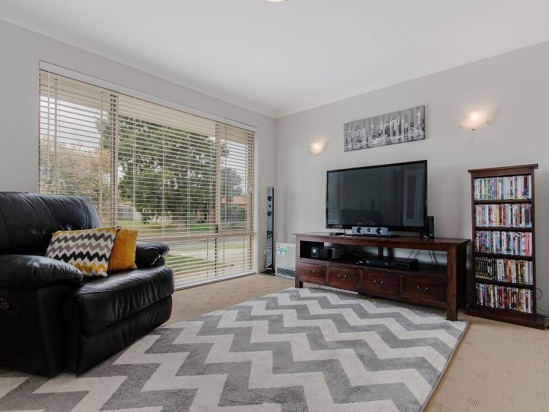 8 Gazelle Pass, Warnbro WA 6169