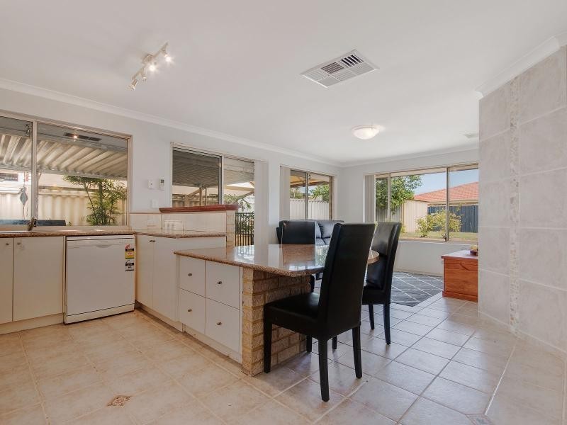 8 Gazelle Pass, Warnbro WA 6169