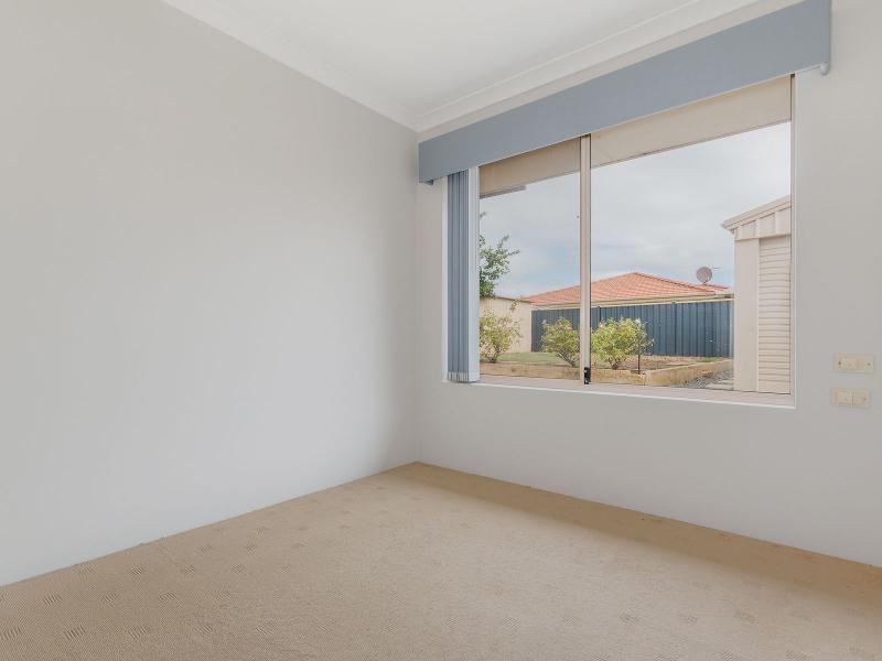 8 Gazelle Pass, Warnbro WA 6169