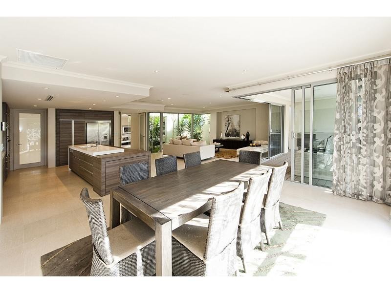 20 Orsino Boulevard, North Coogee WA 6163