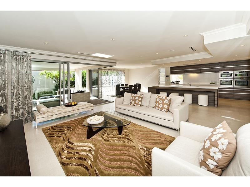 20 Orsino Boulevard, North Coogee WA 6163