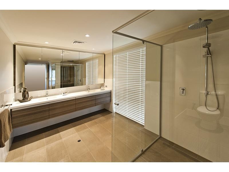 20 Orsino Boulevard, North Coogee WA 6163