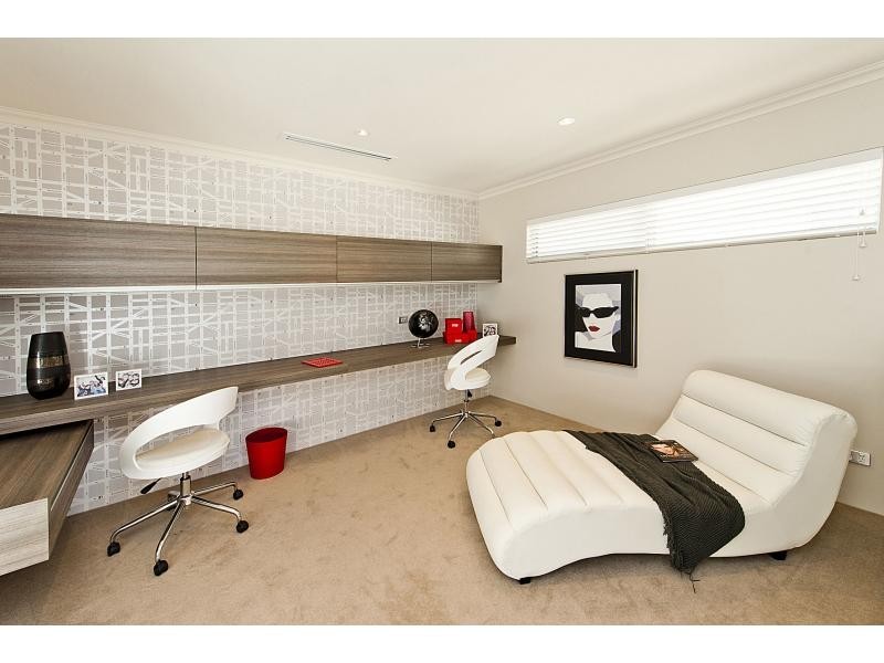 20 Orsino Boulevard, North Coogee WA 6163