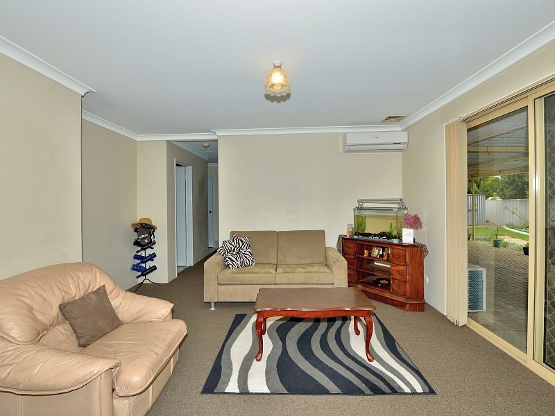 6 Ash Court, Halls Head WA 6210