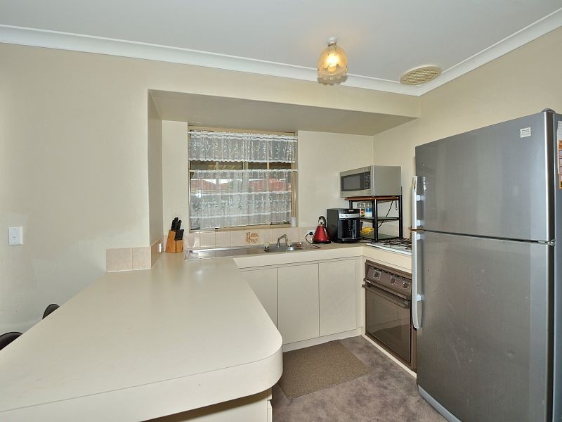 6 Ash Court, Halls Head WA 6210