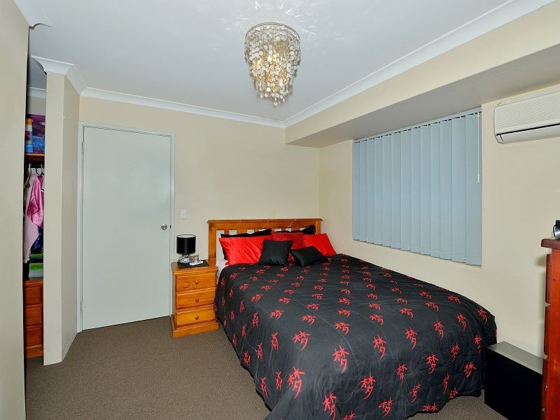 6 Ash Court, Halls Head WA 6210