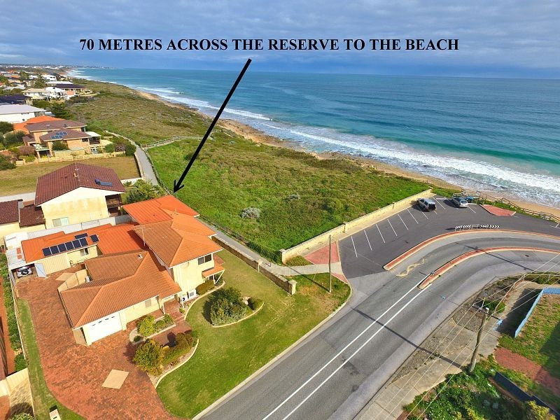 2/113 Janis Street, Halls Head WA 6210