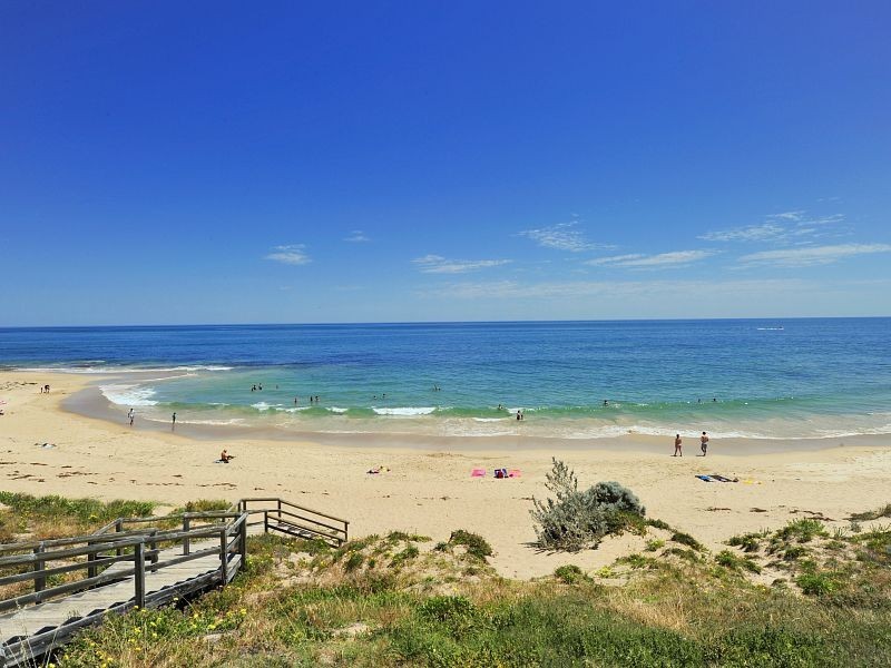 2/113 Janis Street, Halls Head WA 6210