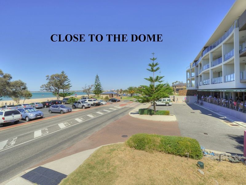 2/113 Janis Street, Halls Head WA 6210