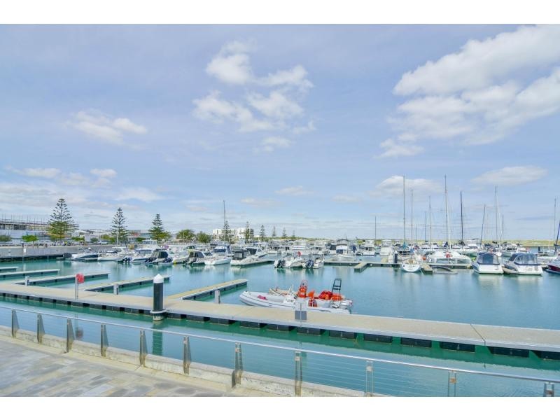 21/37 Orsino Boulevard, North Coogee WA 6163