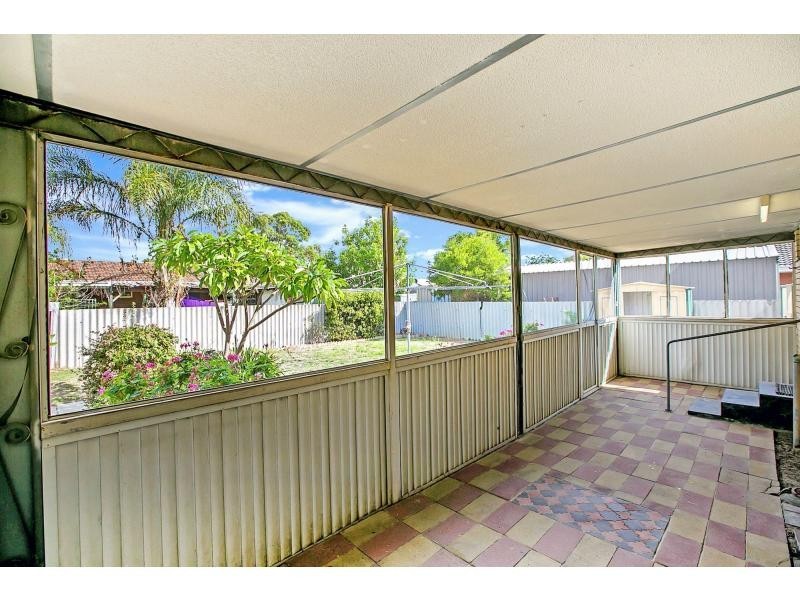 22 Brigalow Way, Armadale WA 6112