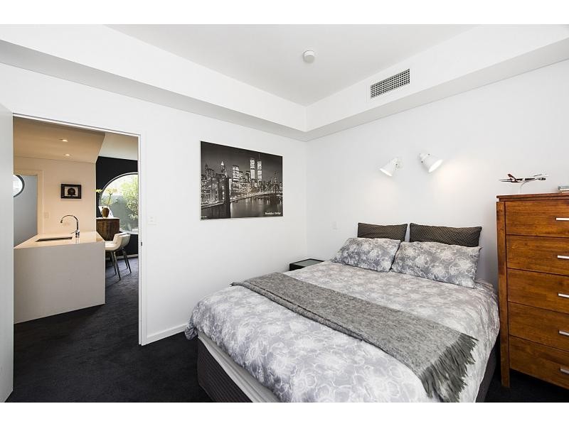 2/35 Mount Street, West Perth WA 6005