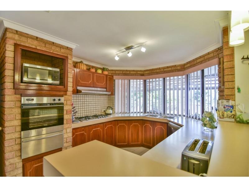 38 Dean Road, Bateman WA 6150