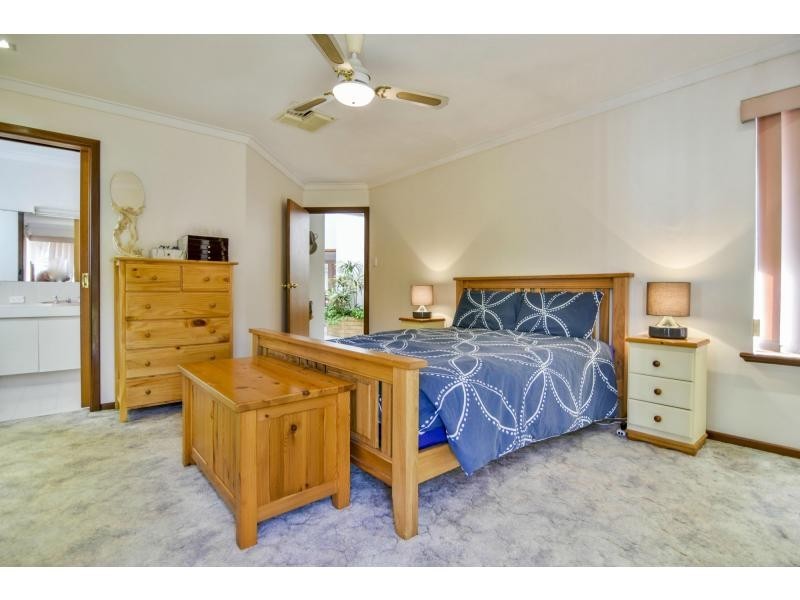 38 Dean Road, Bateman WA 6150