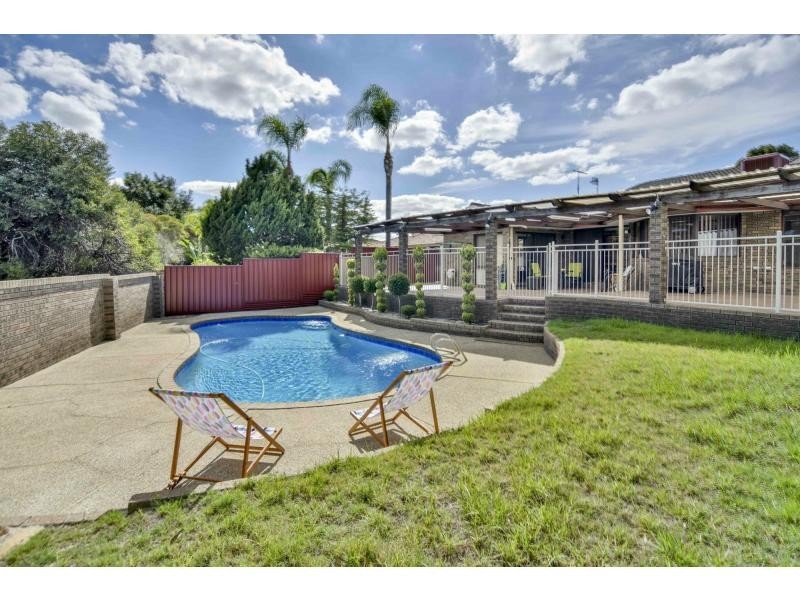 38 Dean Road, Bateman WA 6150