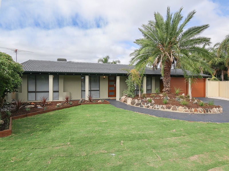 15 Alocasia Close, South Lake WA 6164