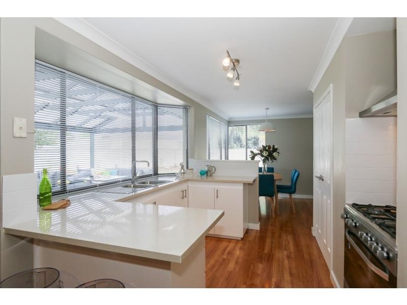 15 Alocasia Close, South Lake WA 6164