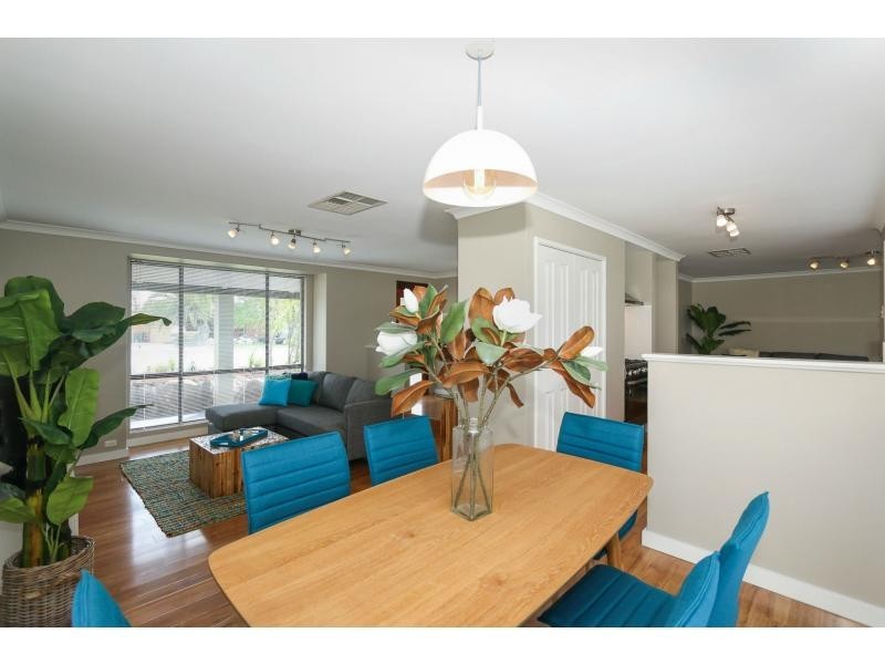 15 Alocasia Close, South Lake WA 6164