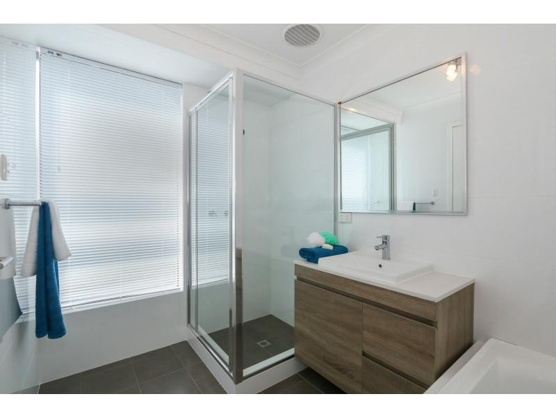 15 Alocasia Close, South Lake WA 6164