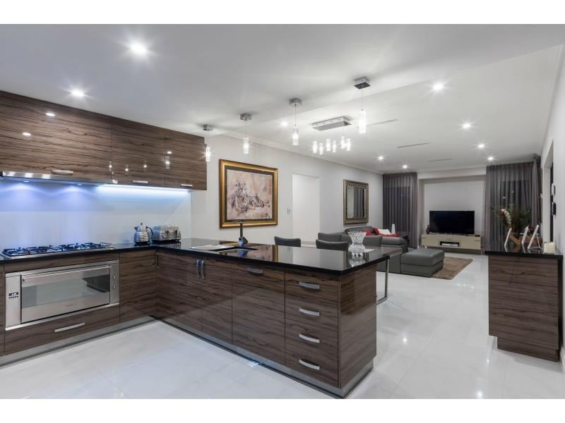 64 Raeside Drive, Landsdale WA 6065