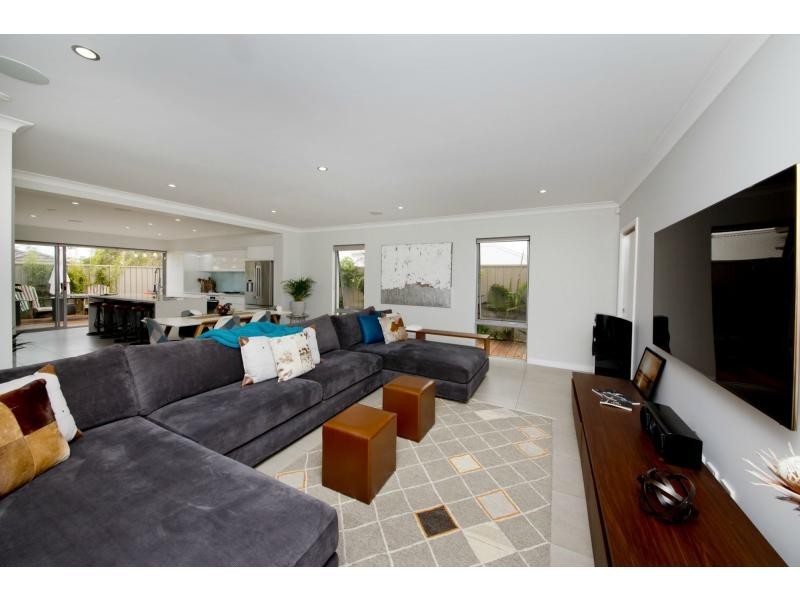 56C Barnes Street, Innaloo WA 6018