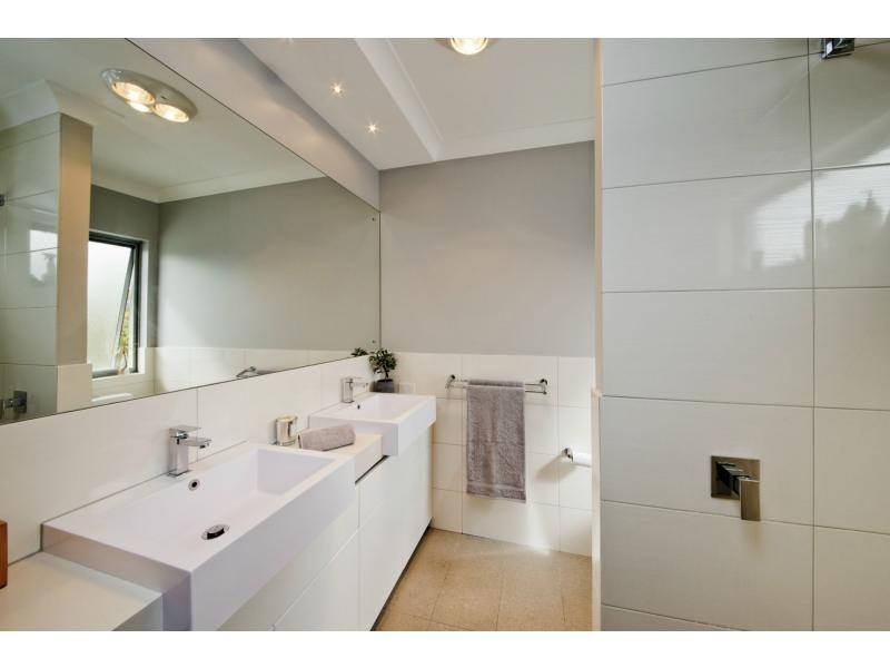 56C Barnes Street, Innaloo WA 6018