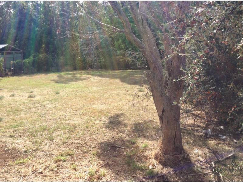 16 Page Road, Kelmscott WA 6111