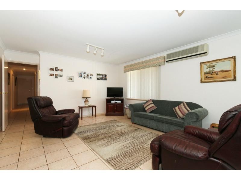 21 Havenvale Crescent, Dianella WA 6059