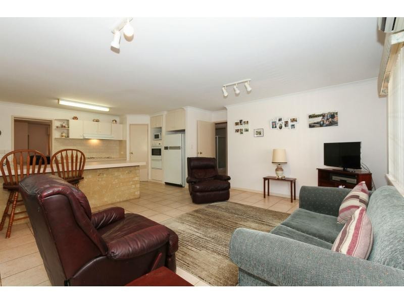 21 Havenvale Crescent, Dianella WA 6059