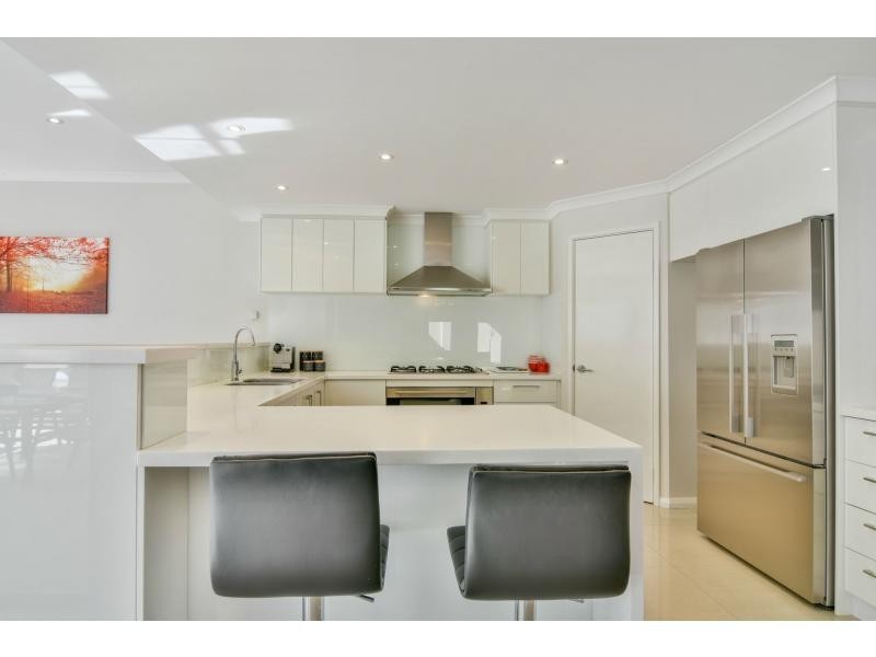 43 Woodhall Street, Stirling WA 6021