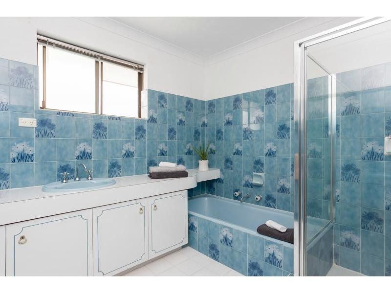 30 Giralt Road, Marangaroo WA 6064