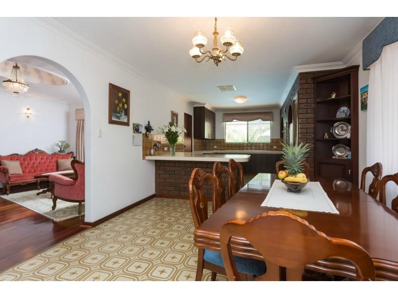 30 Giralt Road, Marangaroo WA 6064