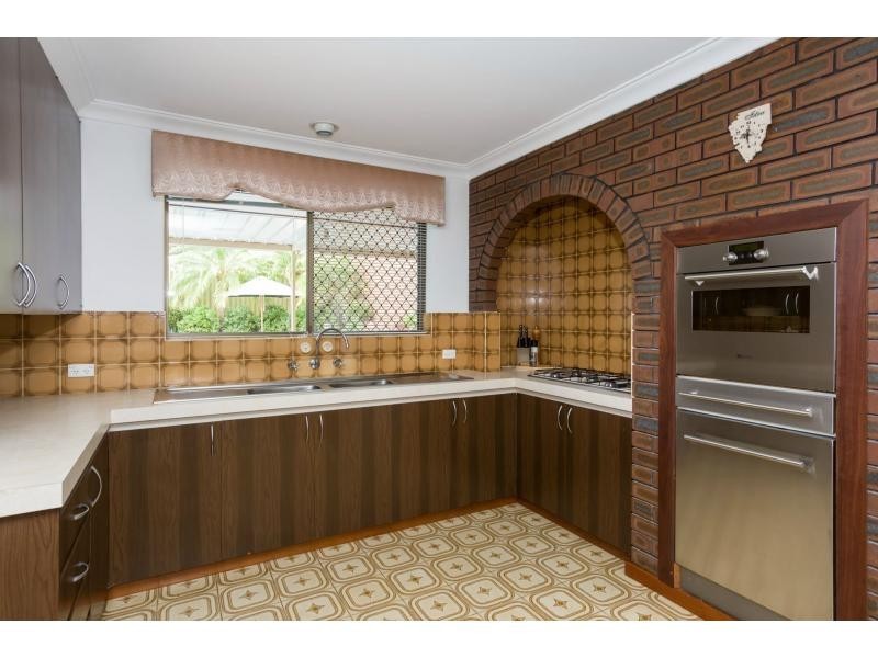 30 Giralt Road, Marangaroo WA 6064