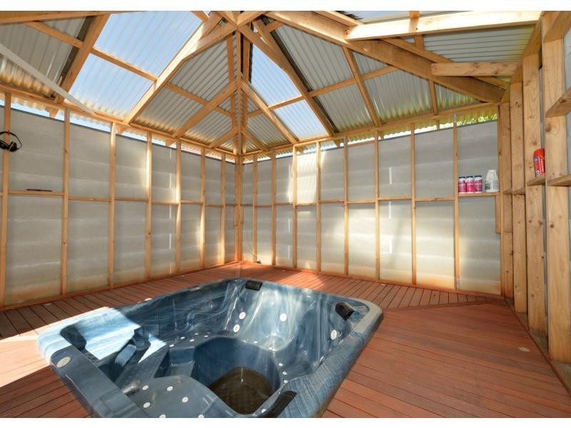 17 Manta Court, Warnbro WA 6169