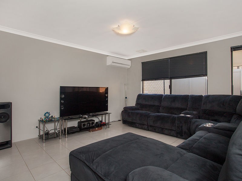 6 Garrett Way, Clarkson WA 6030