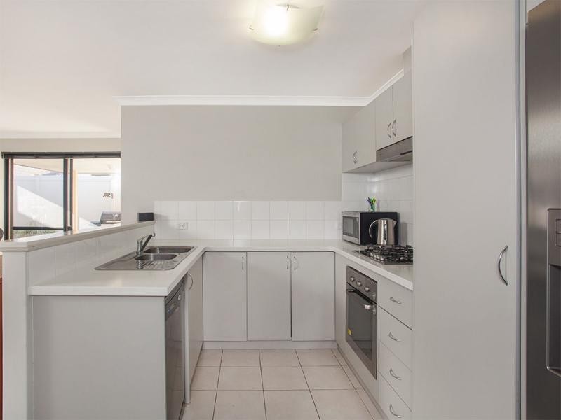 6 Garrett Way, Clarkson WA 6030