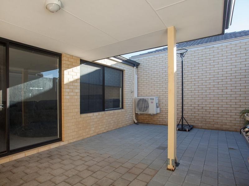 6 Garrett Way, Clarkson WA 6030