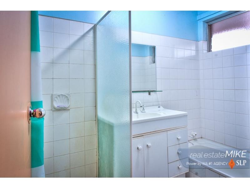 31 Casserley Avenue, Girrawheen WA 6064