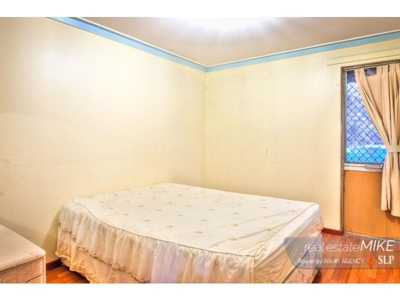 31 Casserley Avenue, Girrawheen WA 6064