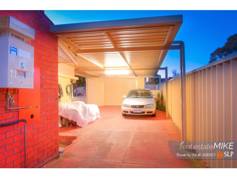 31 Casserley Avenue, Girrawheen WA 6064