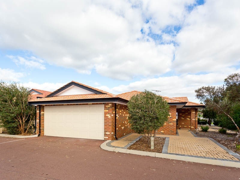 1/7 Barfield Road, Hammond Park WA 6164