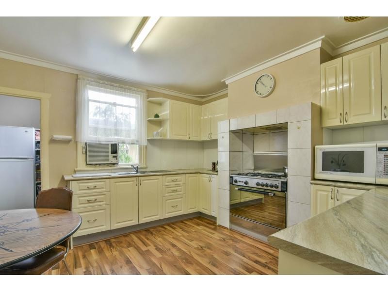 241 Ninth Avenue, Inglewood WA 6052