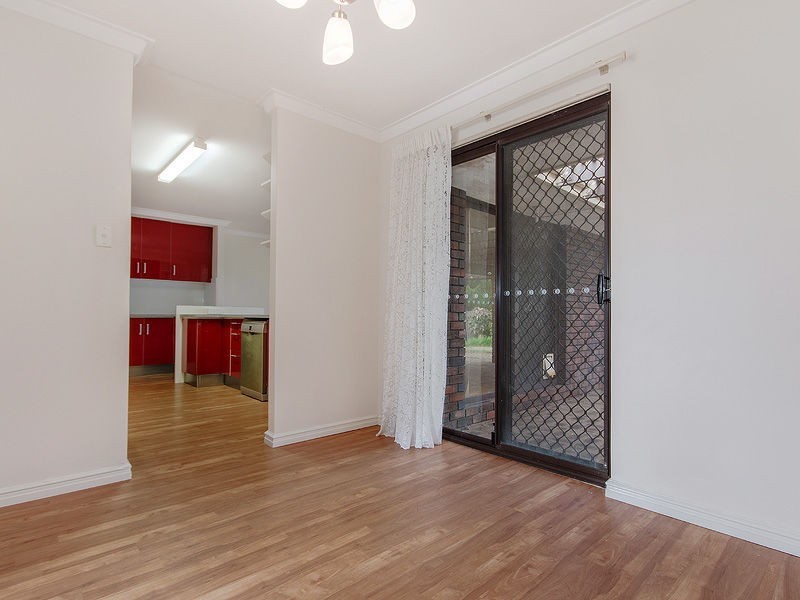 11 Biscayne Street, Safety Bay WA 6169