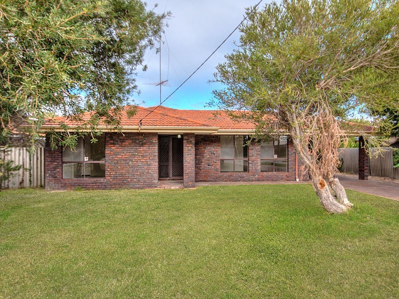 11 Biscayne Street, Safety Bay WA 6169