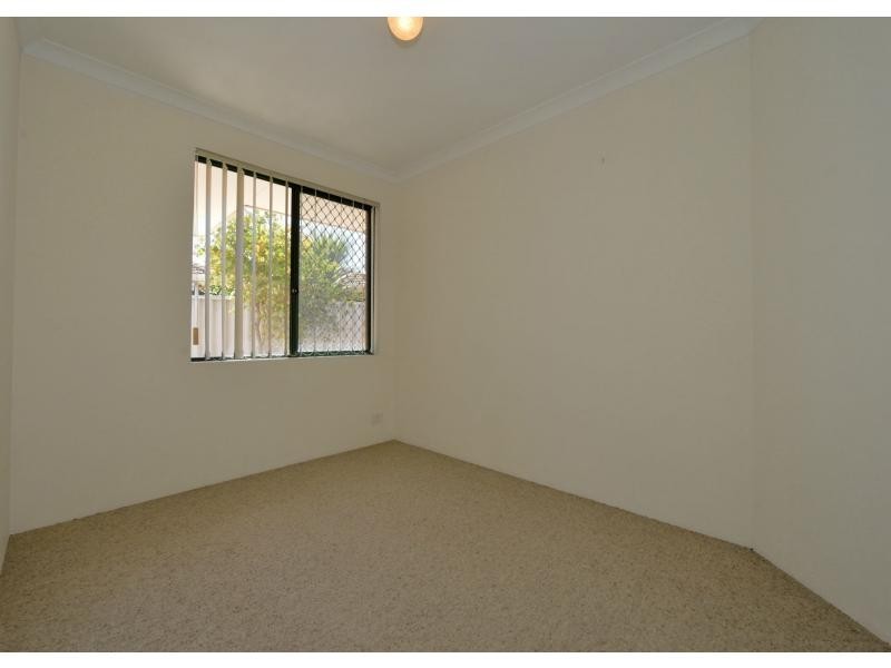 5/8 Dowling Street, Rockingham WA 6168