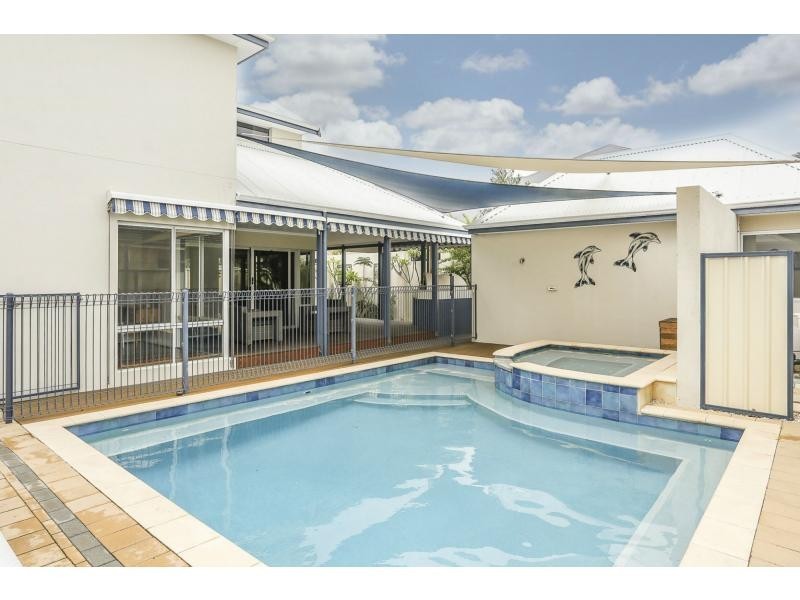 3 Matera Way, Stirling WA 6021